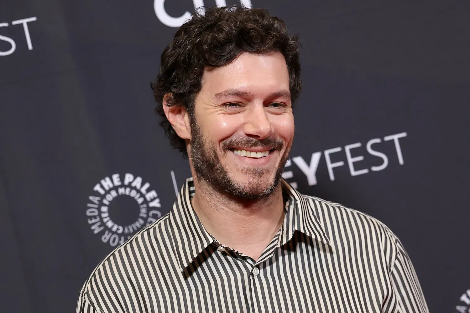 adam-brody-nobody-wants-this-paleyfest-la-hollywood-040926-91a832611f3040cdadca876db9628a97.webp