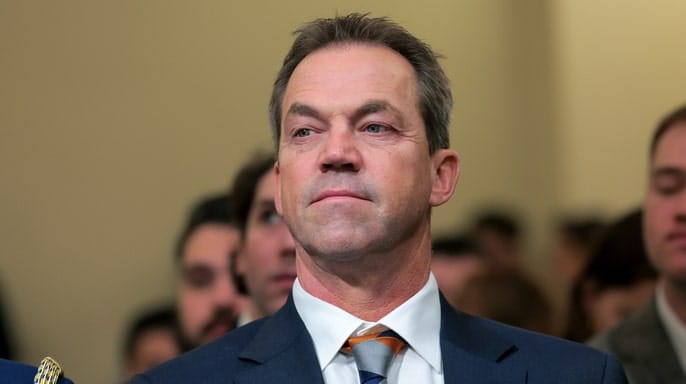 ไบรอน โนม