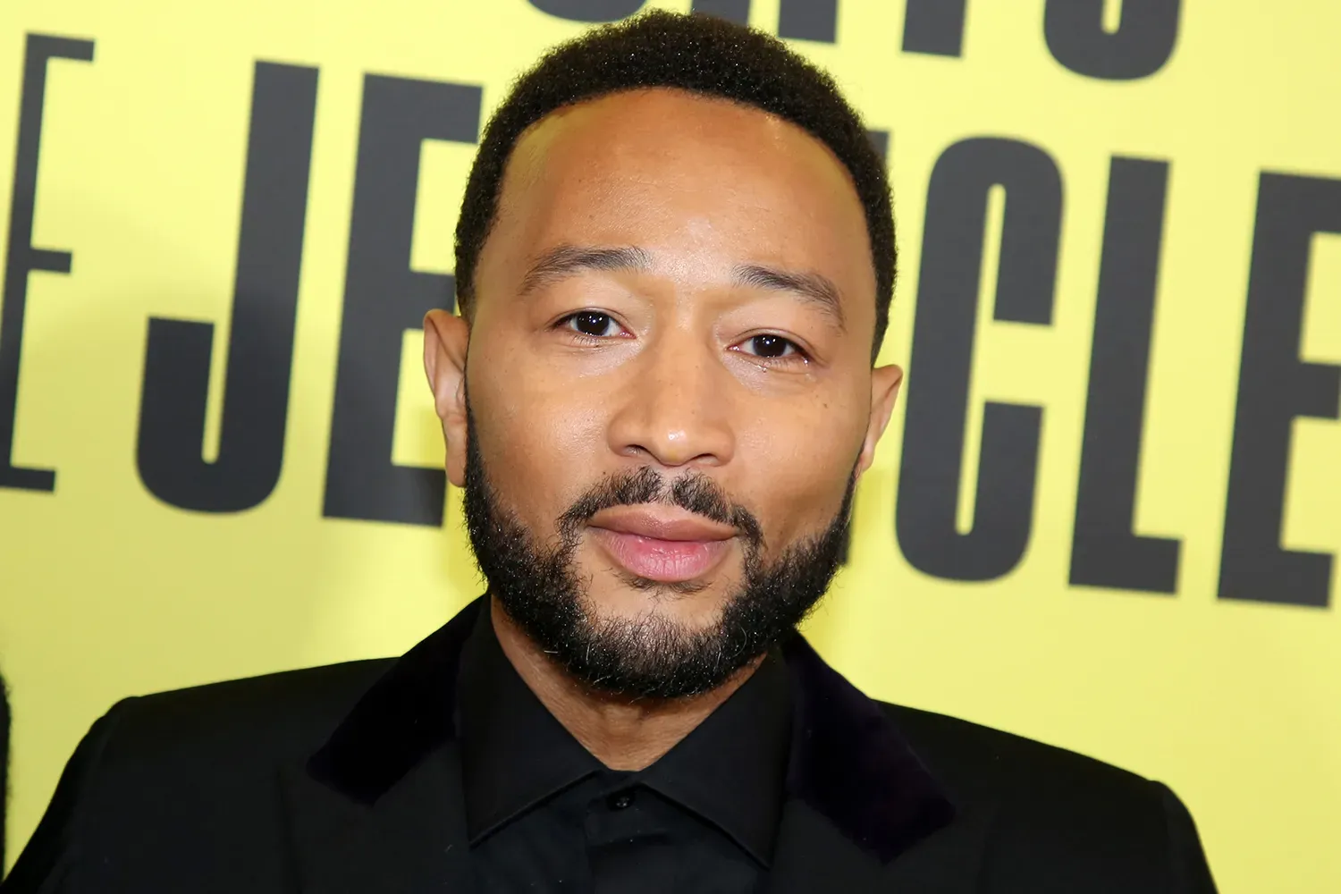 john-legend-cats-the-jellicle-ball-new-york-040826-375d408612964b1f8ddcbd3080c27a10.webp