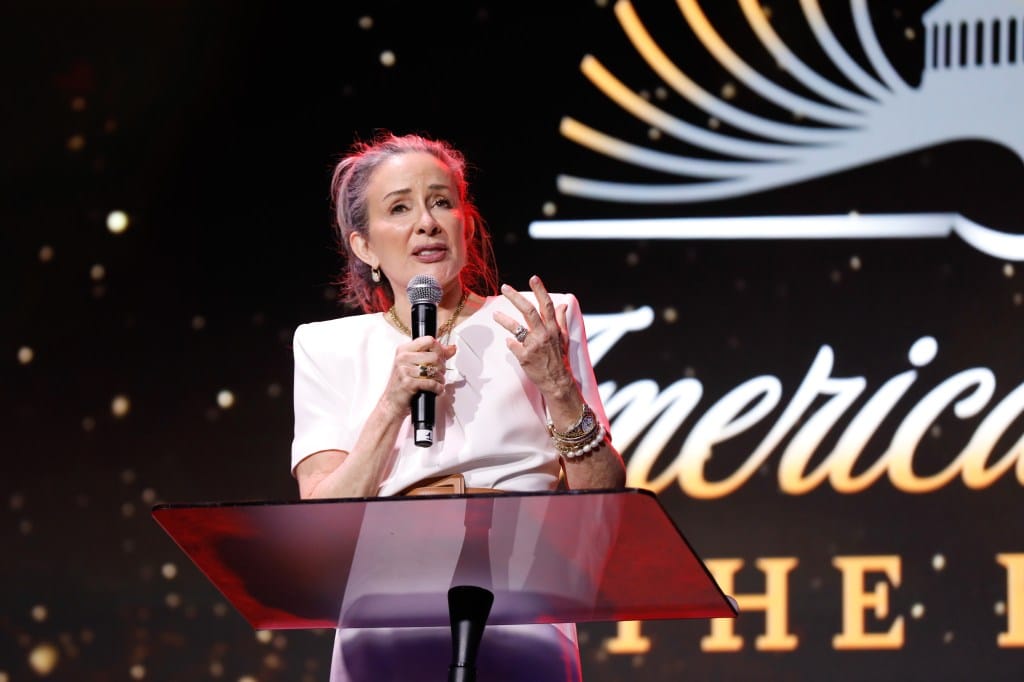 แพทริเซีย ฮีตัน พูดในงาน America Reads The Bible Opening Night Celebration