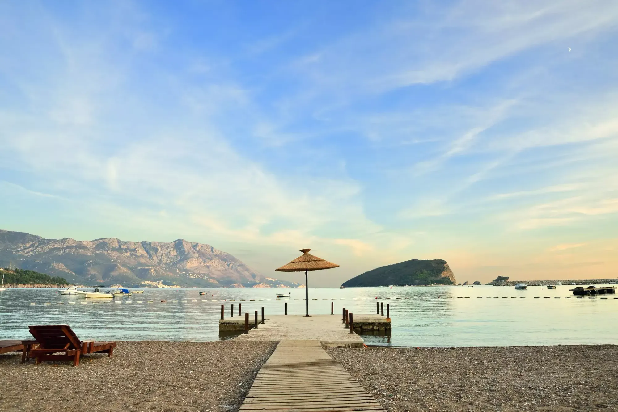 หาดในเมืองบุดวา