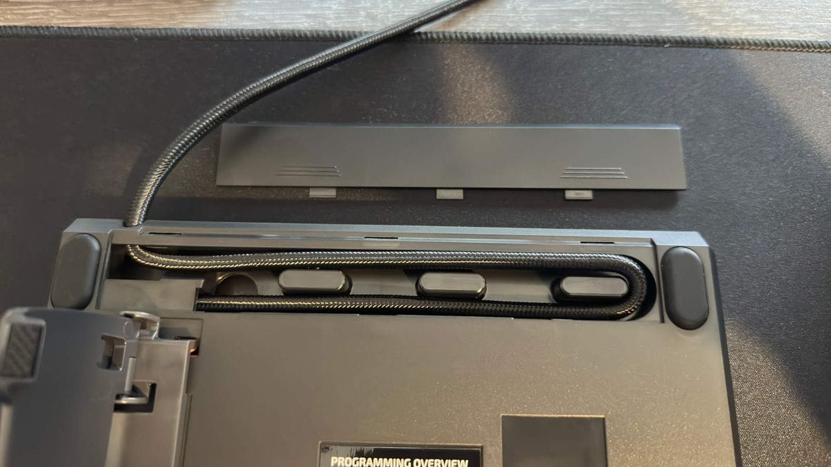 คีย์บอร์ดสรีระ Kinesis Gaming Freestyle Edge RGB