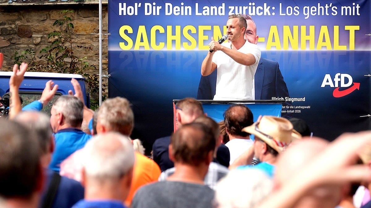 อุลริช ซีคมุนด์ ผู้สมัครนำของ AfD หาเสียงในรัฐซัคเซิน-อันฮัลท์