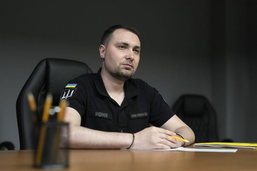 คีรีโล บูดานอฟ (Kyrylo Budanov) อดีตหัวหน้าหน่วยข่าวกรองยูเครน ในภาพเมื่อปี 2025 สัปดาห์นี้เขาชื่นชมหน่วยข่าวกรองกลาโหมที่ปกป้องผลประโยชน์ของประเทศทั่วโลก ตั้งแต่ 