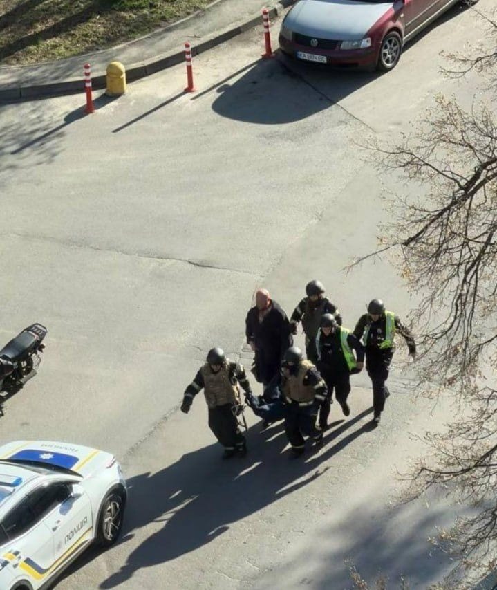 ยูเครน: มือปืนกราดยิงในกรุงเคียฟ มีผู้เสียชีวิตอย่างน้อย 6 ราย