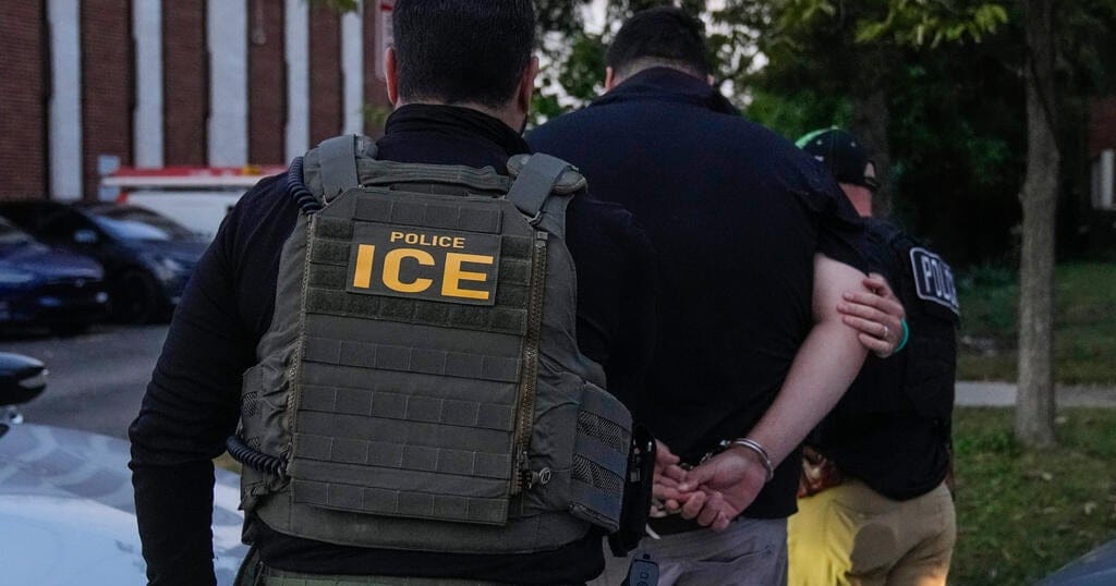 ยอดกักตัวของ ICE พุ่งสูงสุดในยุคทรัมป์ช่วงเดือนกรกฎาคม ขณะปฏิบัติการปราบปรามผู้อพยพขยายวงกว้าง