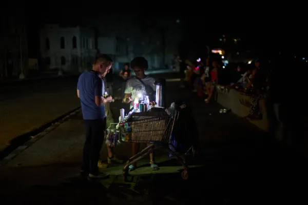 ทรัมป์พูดเรื่อง 'ยึดคิวบา' ขณะที่ระบบไฟฟ้าของเกาะล่มสลายหลังสหรัฐฯ ปิดกั้นน้ำมันมาหลายสัปดาห์