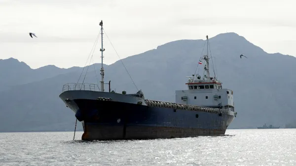 ราคาน้ำมันพุ่งหลังทรัมป์ประกาศสหรัฐฯ จะปิดล้อมช่องแคบฮอร์มุซ