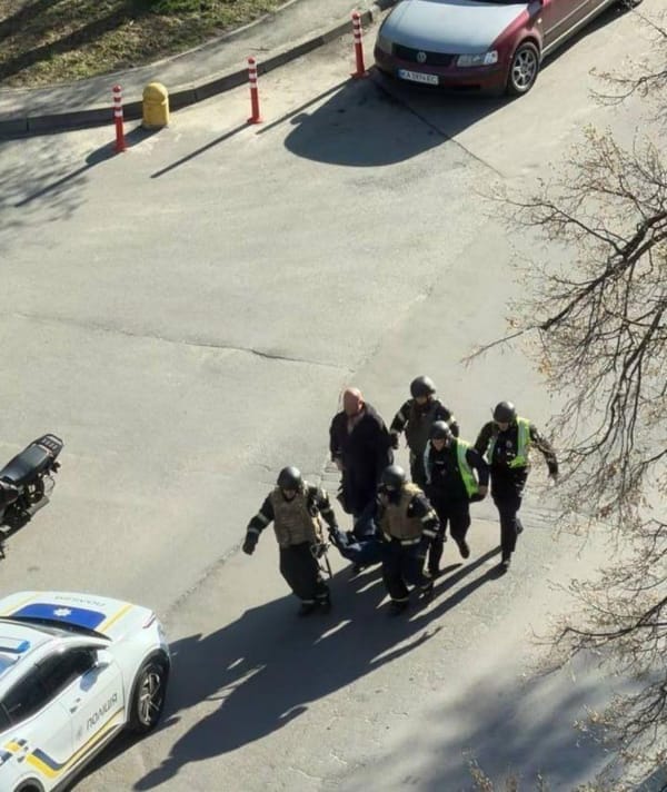 ยูเครน: มือปืนกราดยิงในกรุงเคียฟ มีผู้เสียชีวิตอย่างน้อย 6 ราย