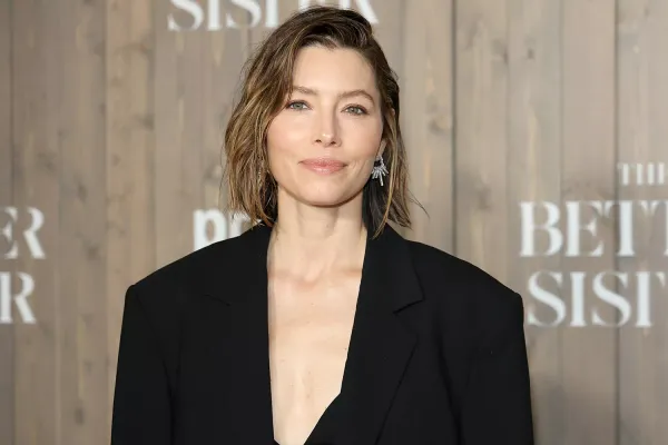 เจสสิกา บีล แชร์เทคนิคไวรัลหยุดเด็กอาละวาดด้วยชื่อของเธอ